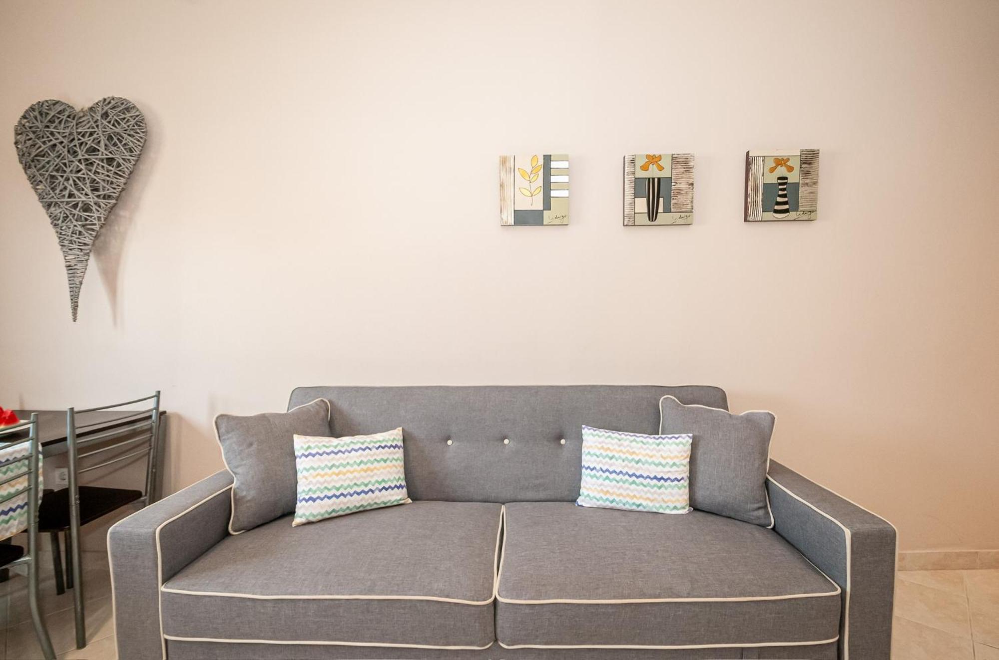 New Town Apartments Rhodes City Extérieur photo